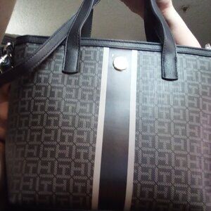 Tommy Holder purse Nwt